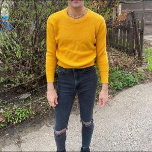 Little yellow cutie ✨